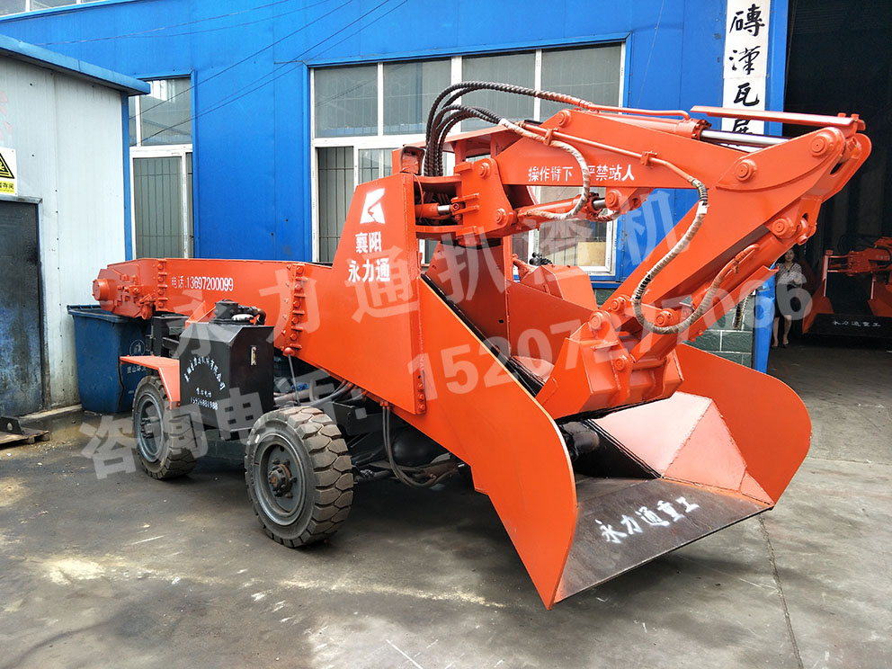 80型履带刮板扒渣机2.jpeg